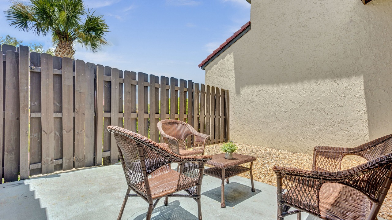 Photo of Patio Balcony in Poinciana
