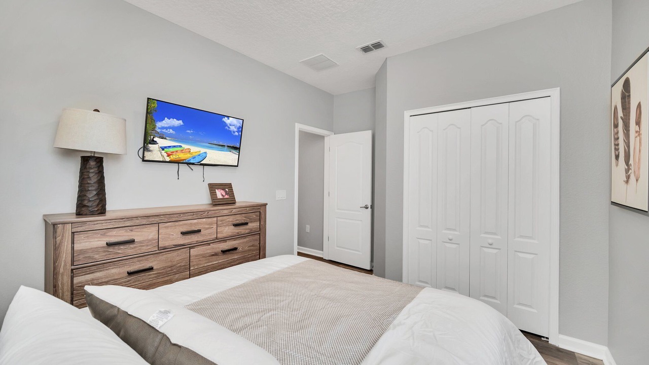 Photo of Bedroom in Sunridge Woods