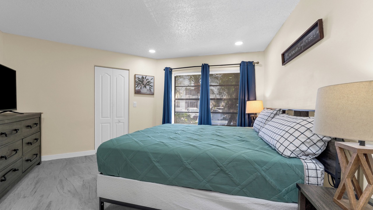 Photo of Bedroom in Ventura