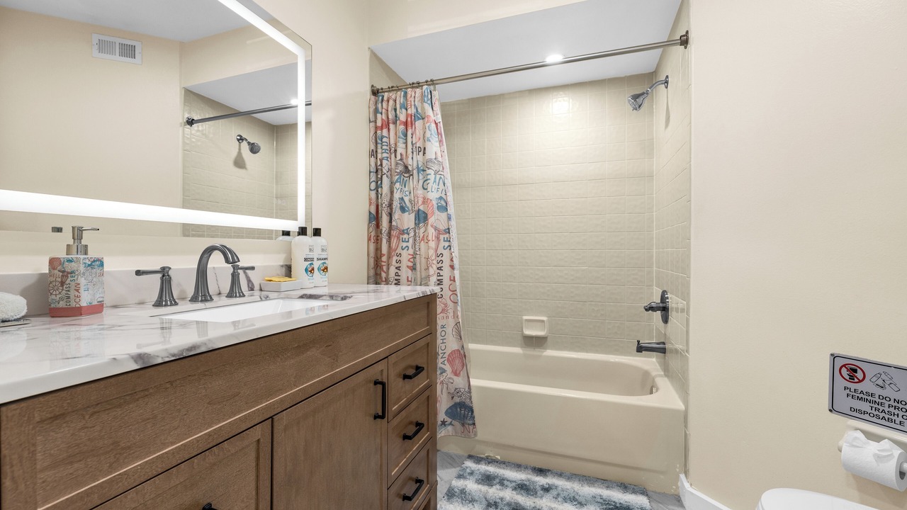 Photo of Bathroom in Ventura