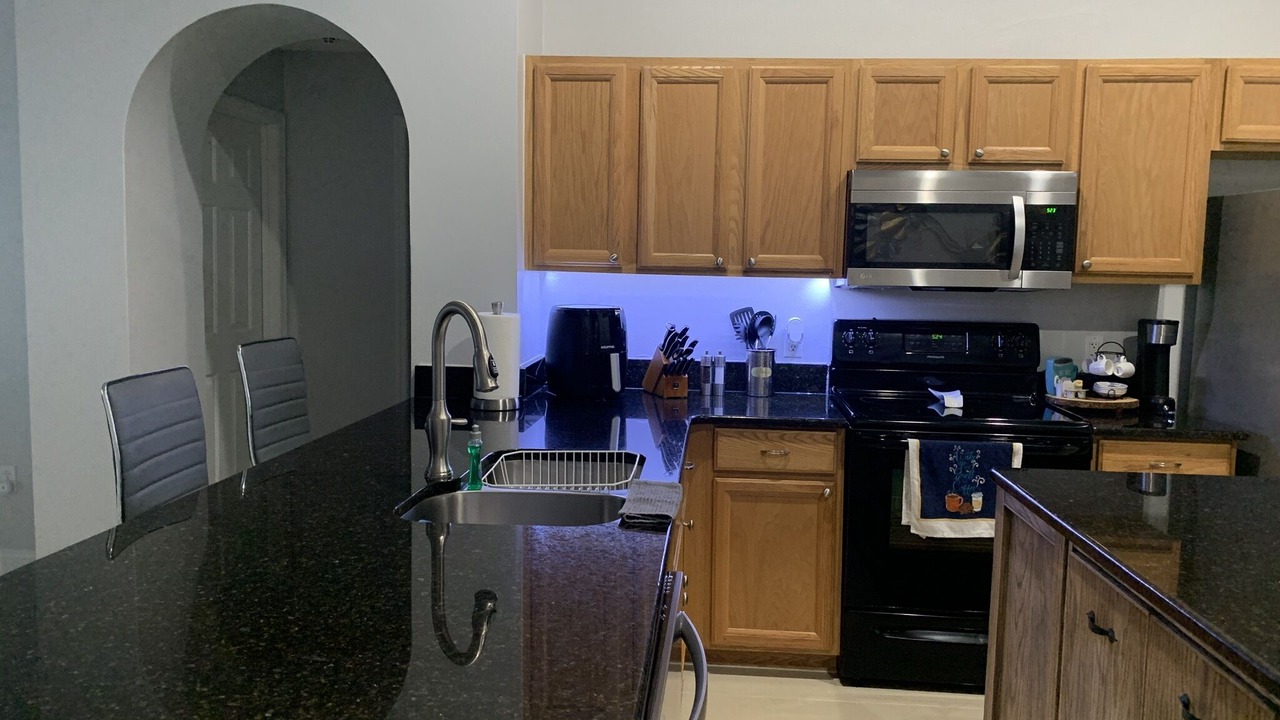 Photo of Kitchen in Lakeside Estates