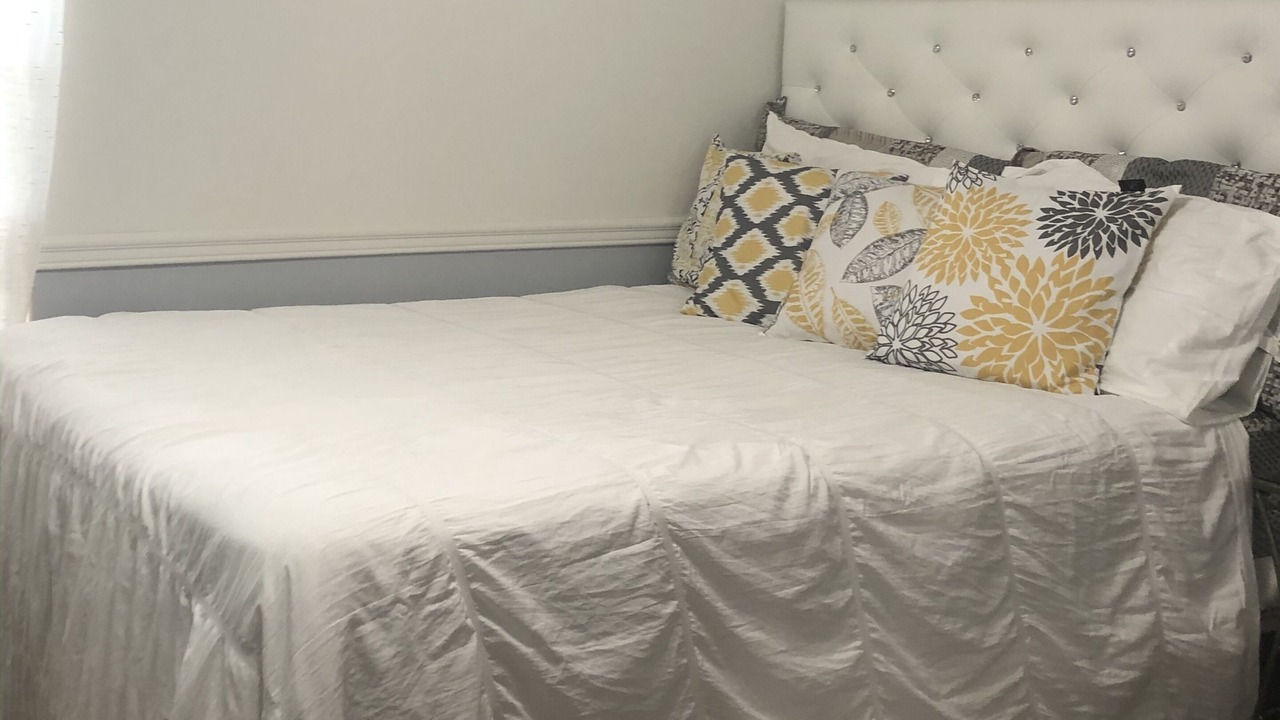 Photo of Bedroom in Pine Hills