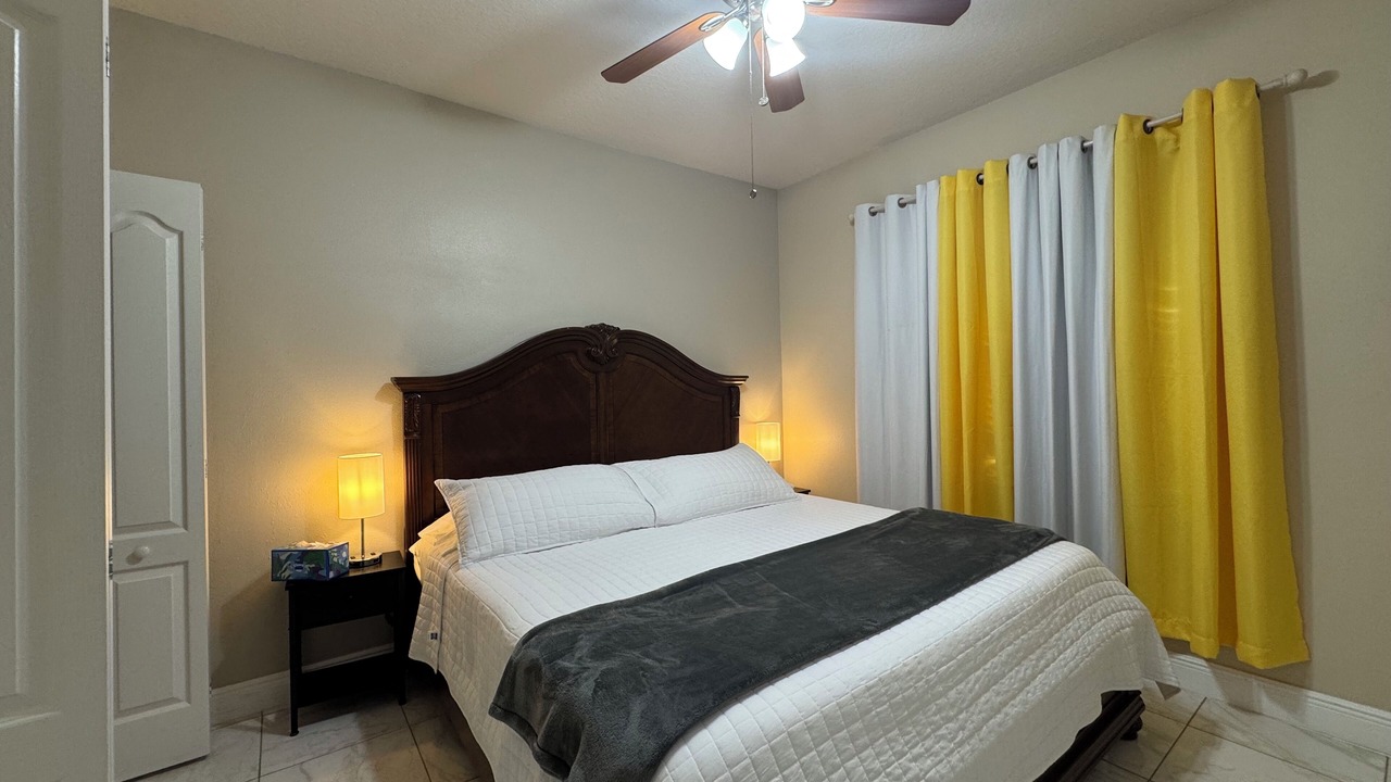 Photo of Bedroom in Buena Ventura Lakes