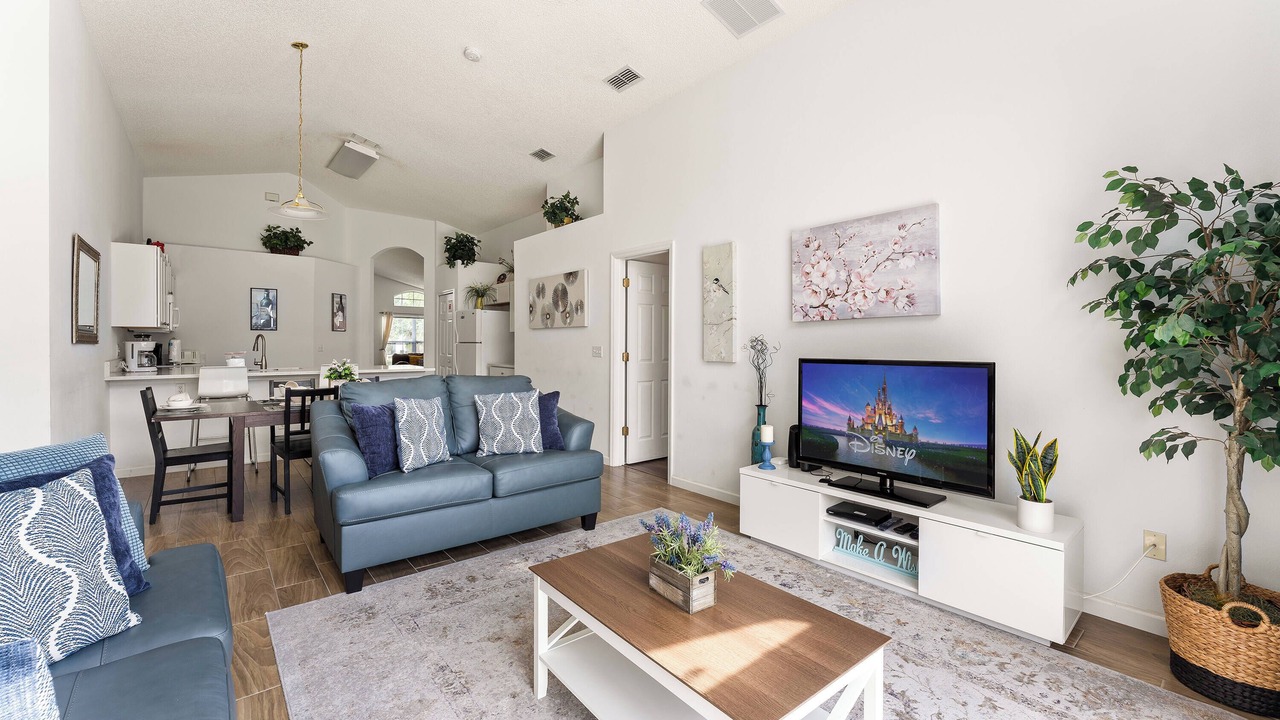 Photo of Bedroom in Seasons