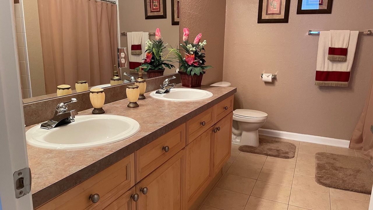 Photo of Bathroom in Loughman