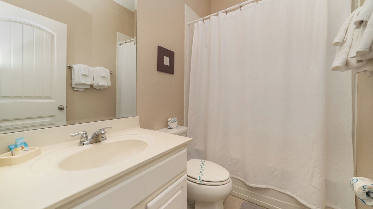 Photo of Bathroom in Loughman