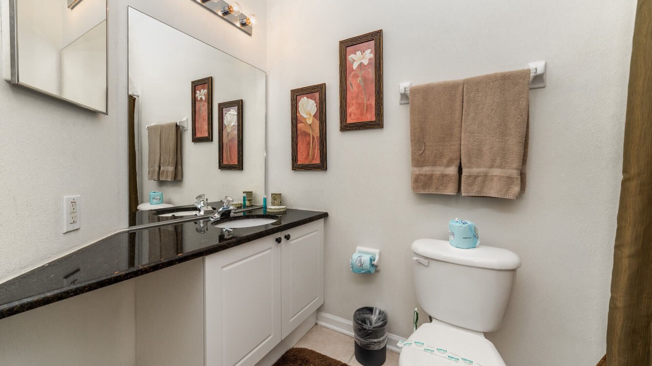 Photo of Bathroom in Windsor Palms