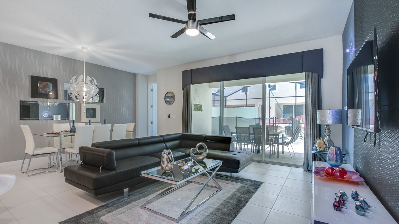 Photo of Bedroom in Bay Lake