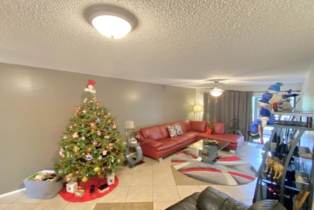 Photo of Livingroom in Ventura