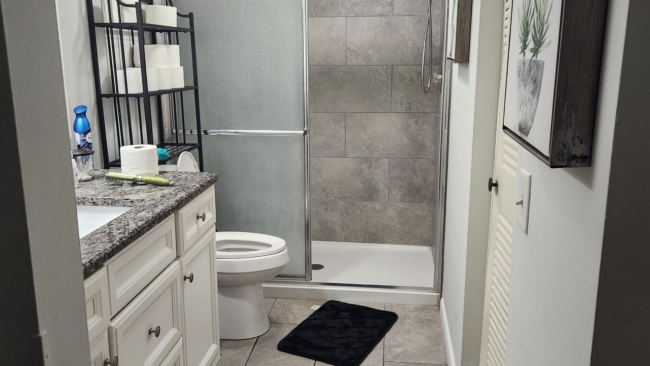 Photo of Bathroom in Ventura