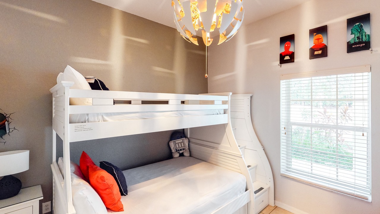 Photo of Bedroom in Bahama Bay