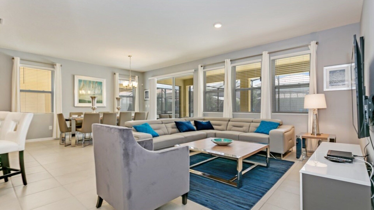 Photo of Livingroom in Loughman