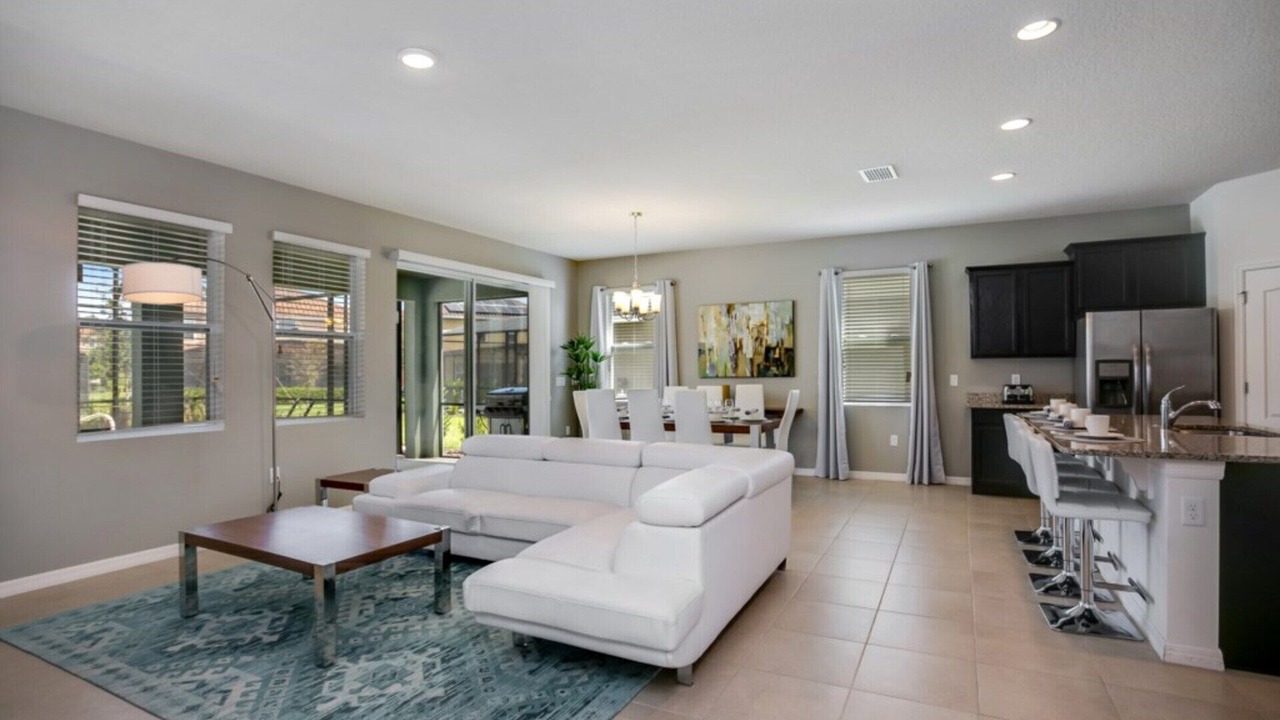 Photo of Livingroom in Loughman