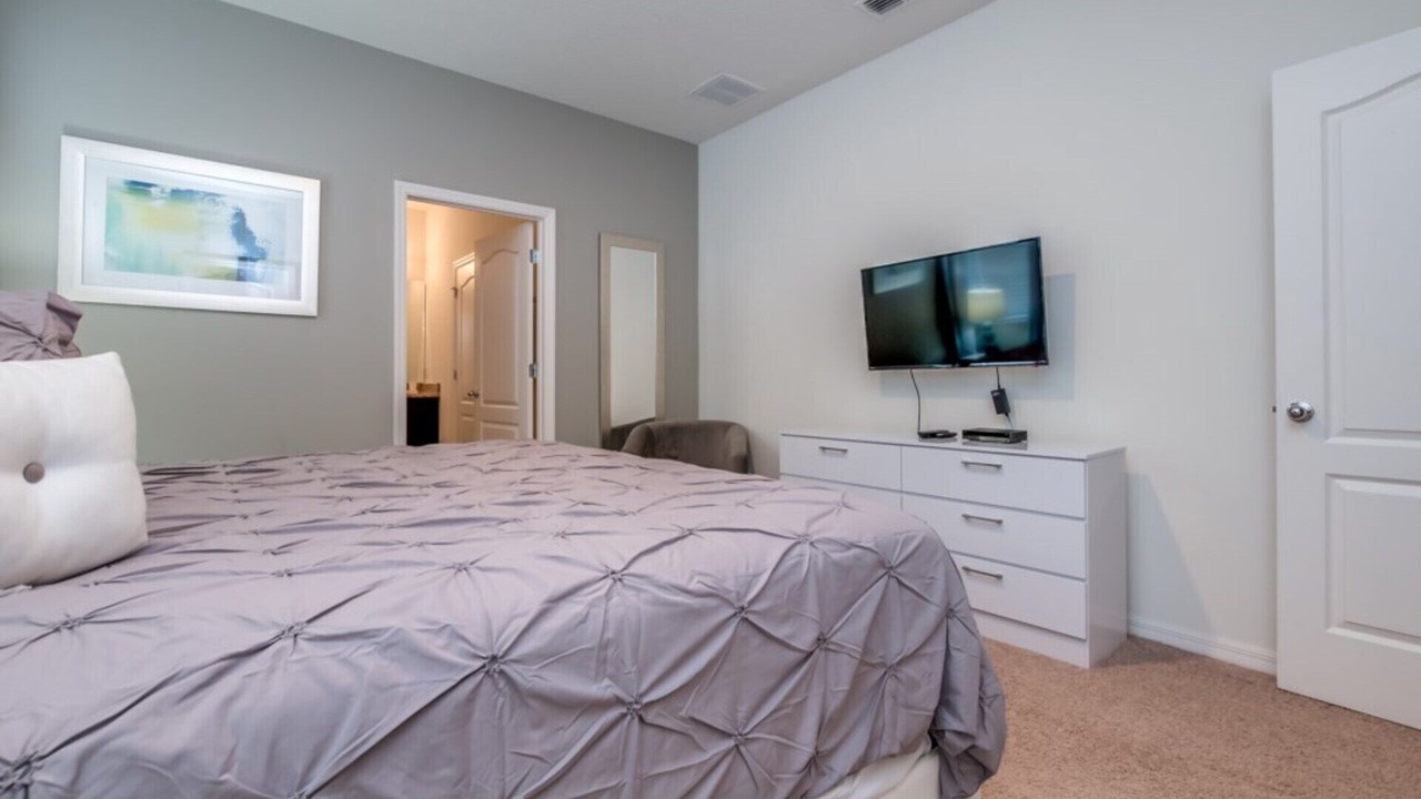 Photo of Bedroom in Loughman