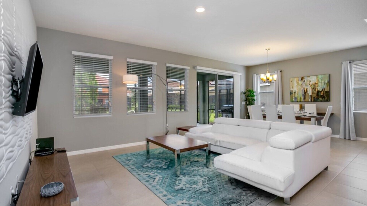 Photo of Livingroom in Loughman