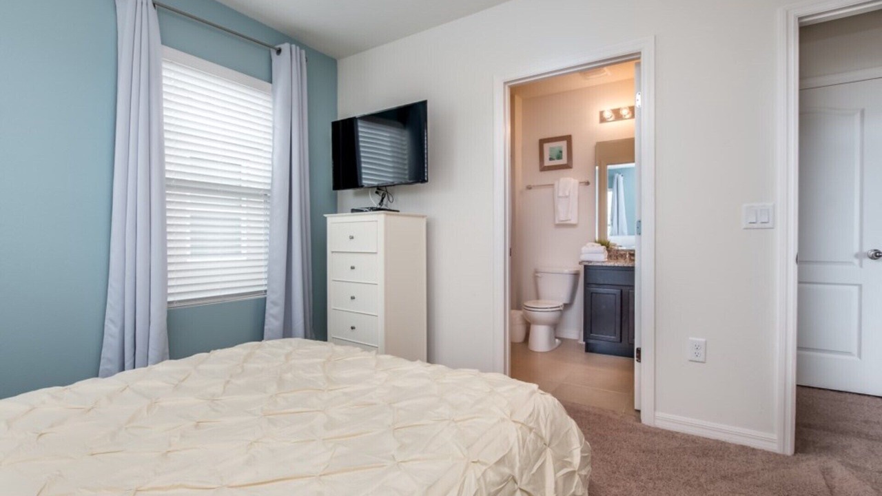 Photo of Bedroom in Loughman