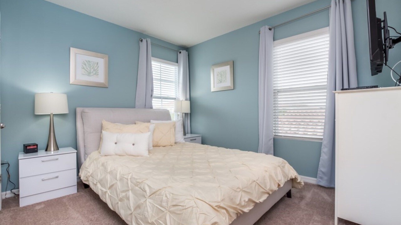 Photo of Bedroom in Loughman