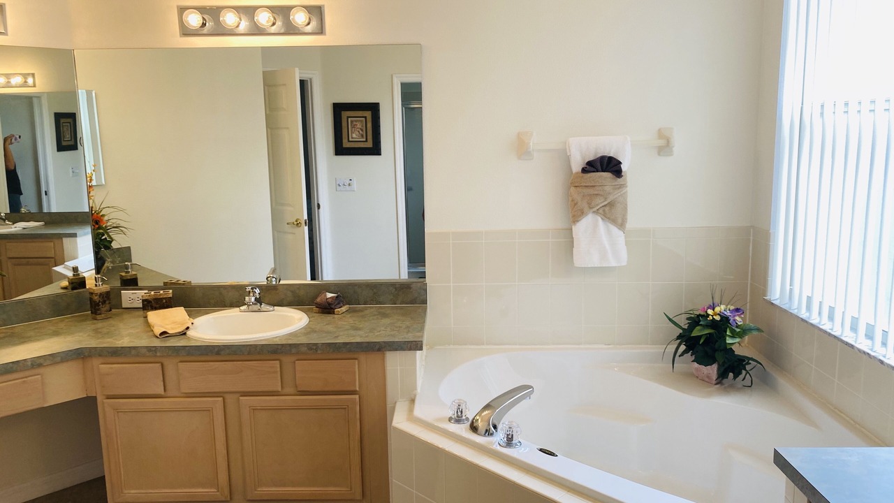 Photo of Bathroom in Calabay Parc