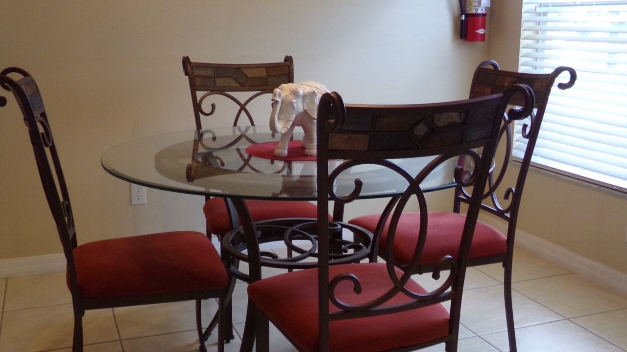 Photo of Others in Orange Tree