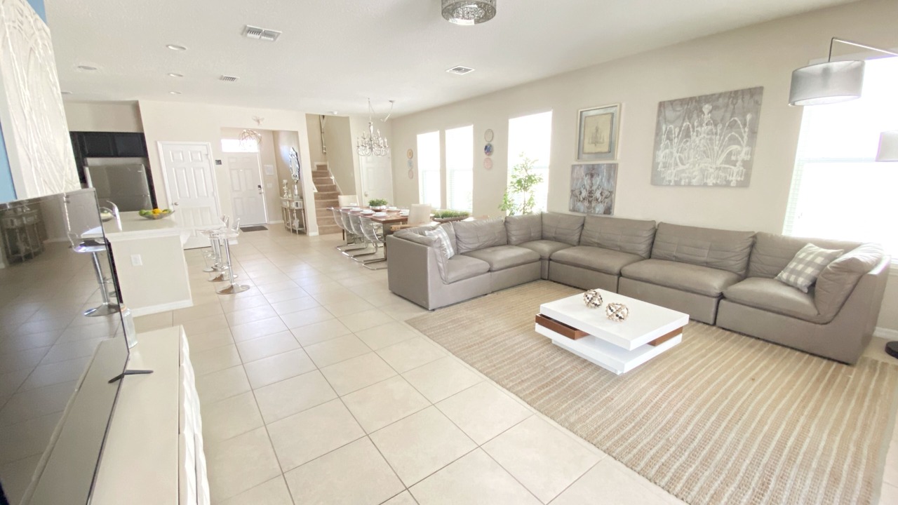 Photo of Livingroom in West Haven