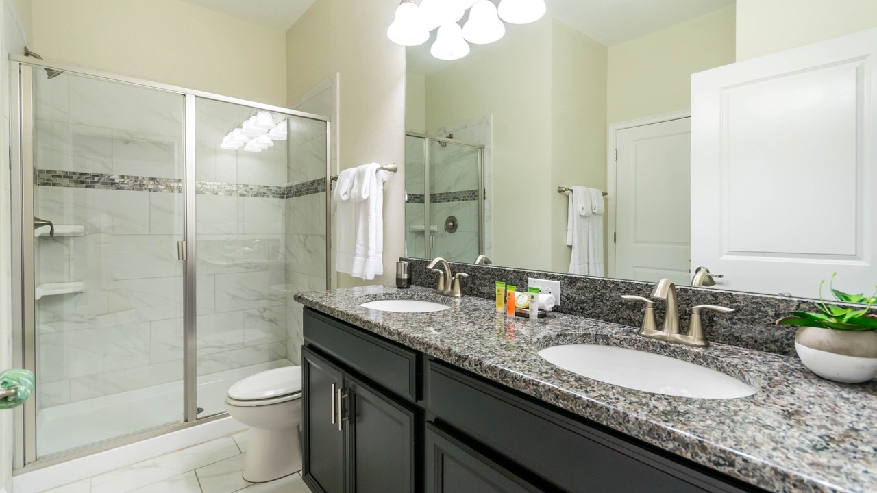 Photo of Bathroom in Davenport