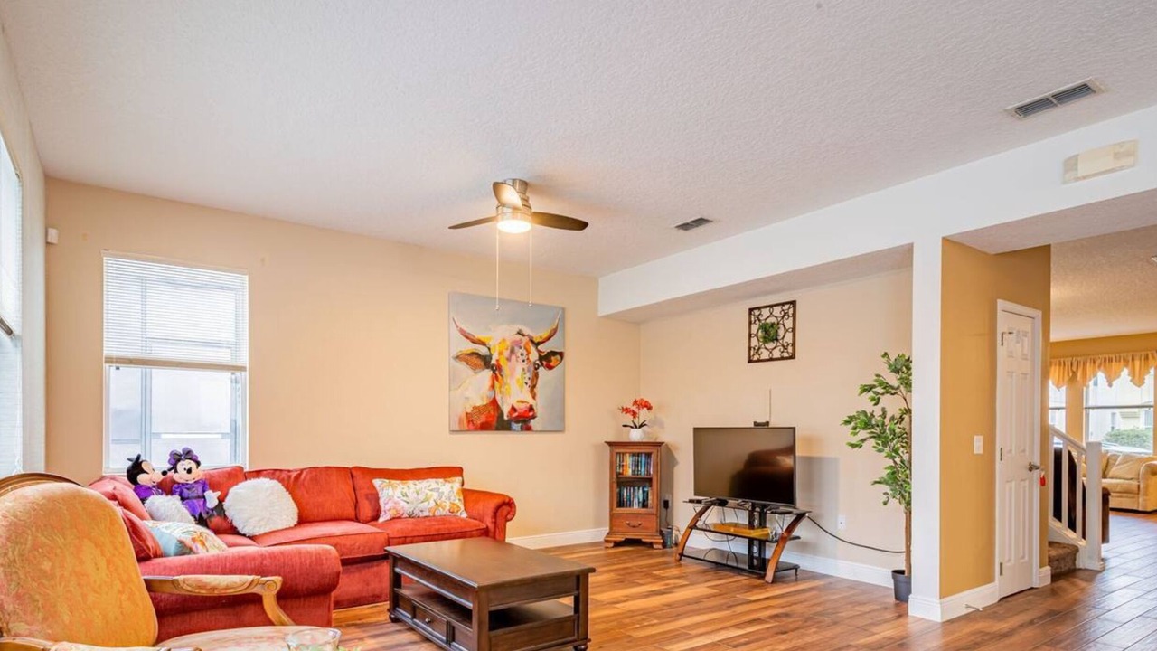 Photo of Livingroom in Windwood Bay