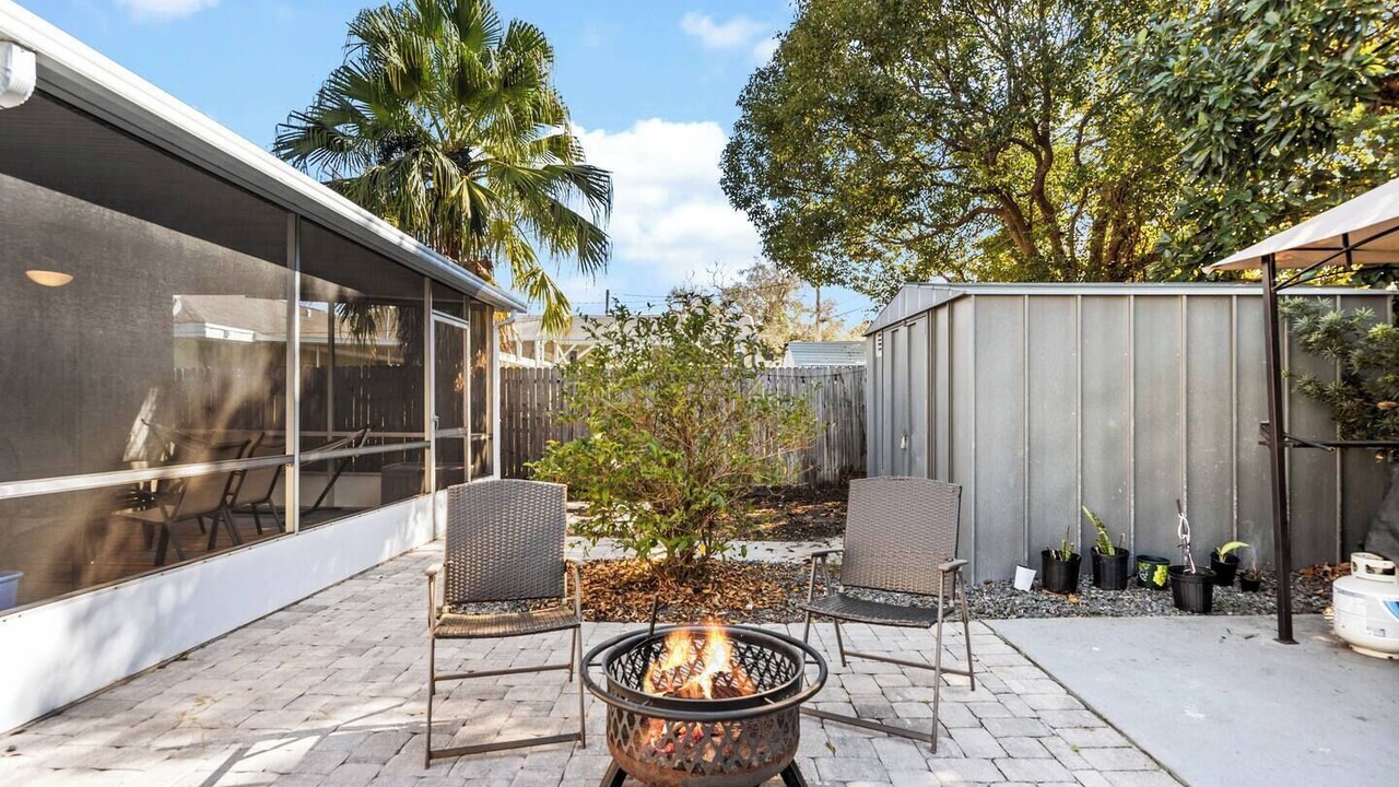Photo of Patio Balcony in Englewood Park