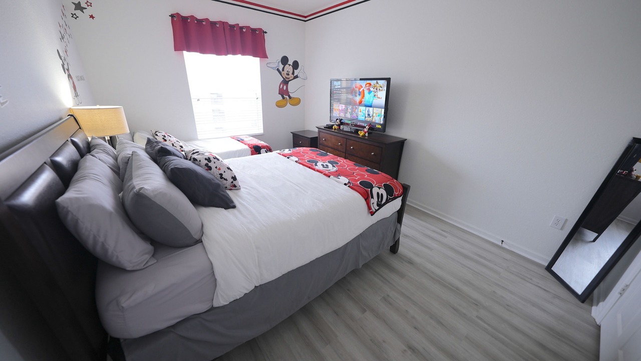 Photo of Bedroom in Crestwynd Bay
