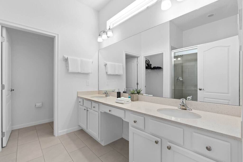 Photo of Bathroom in Loughman