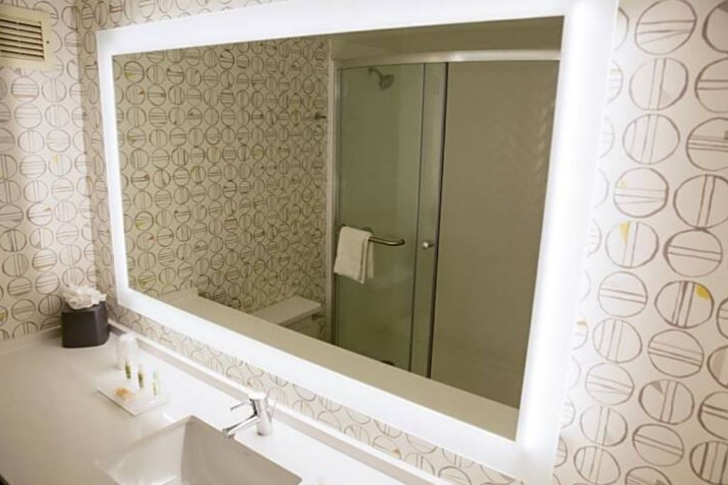 Photo of Bathroom in Airport North