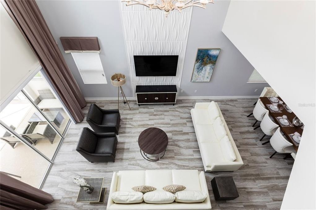 Photo of Livingroom in Davenport