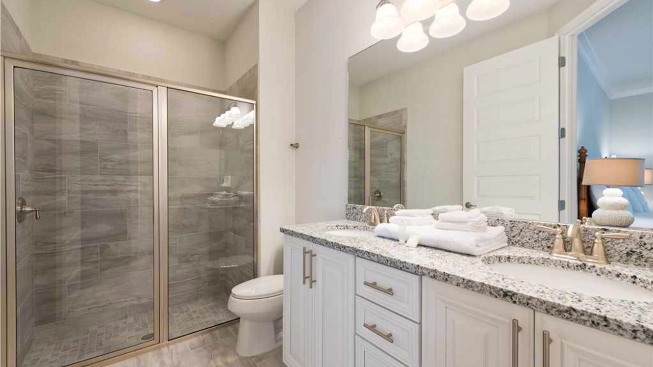 Photo of Bathroom in Reunion