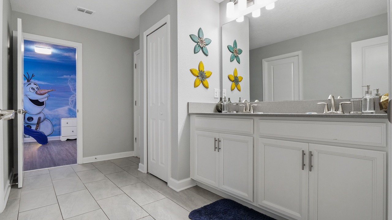 Photo of Bathroom in Davenport