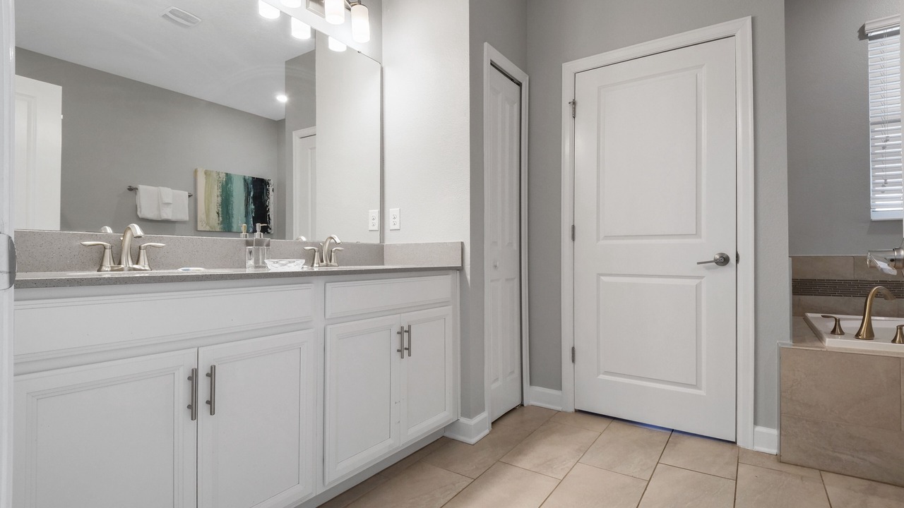 Photo of Bathroom in Davenport