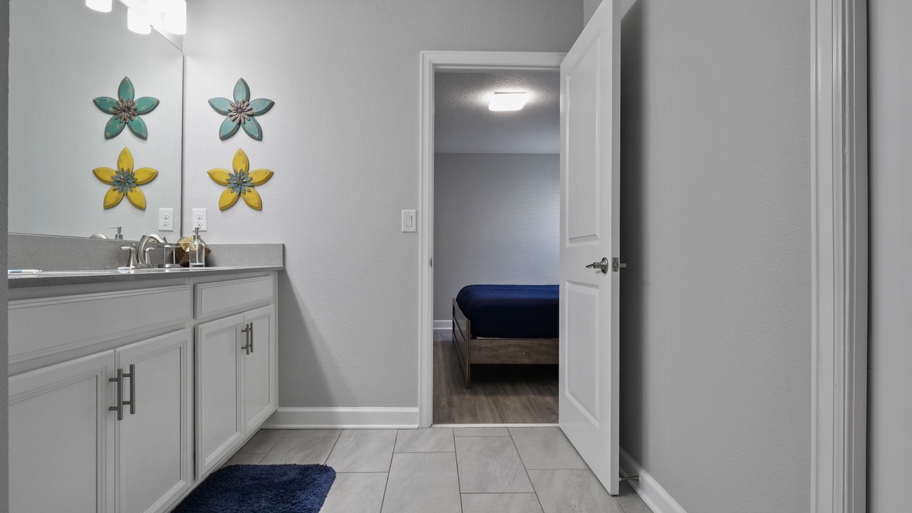 Photo of Bathroom in Davenport