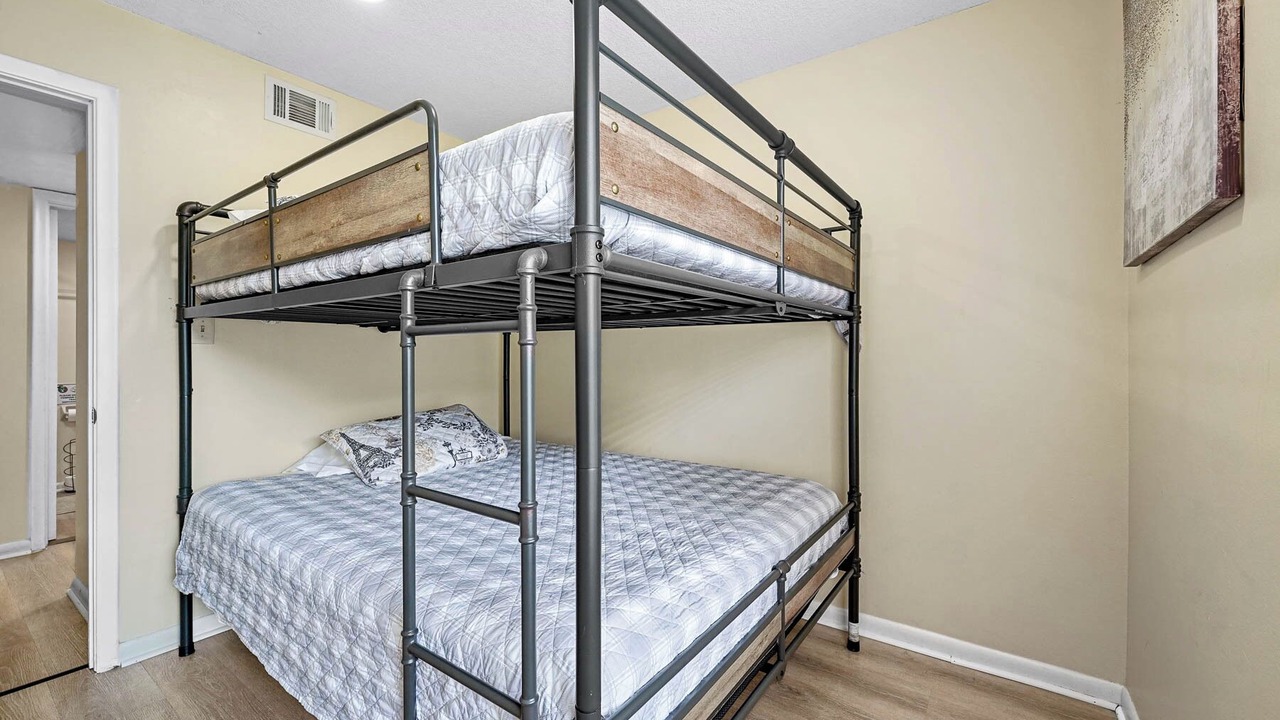 Photo of Bedroom in Ventura