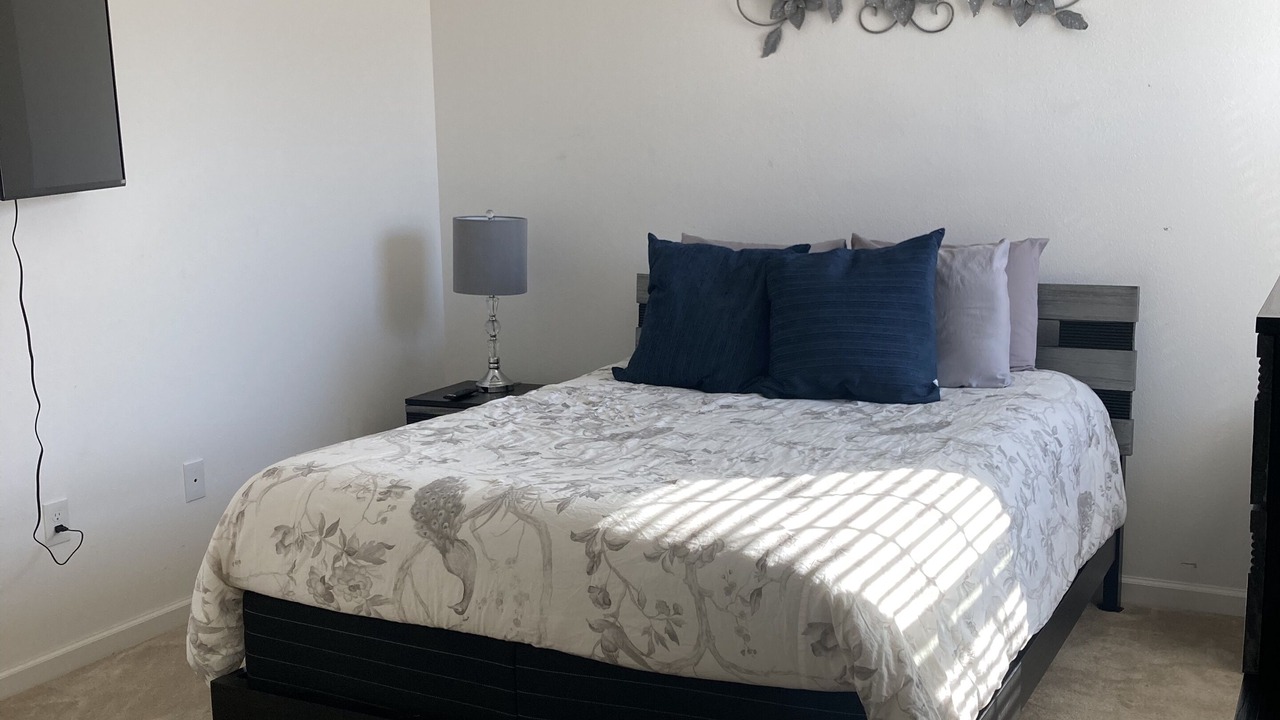 Photo of Bedroom in Sunridge Woods