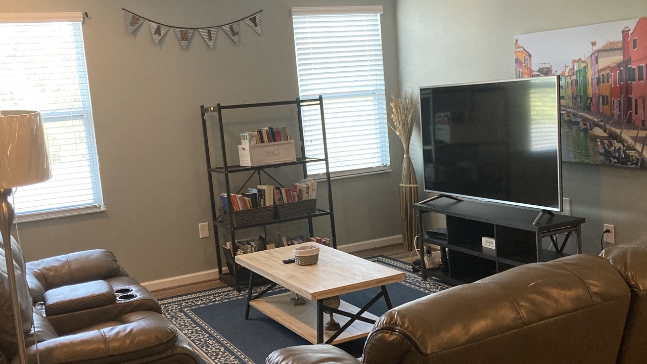 Photo of Livingroom in Sunridge Woods