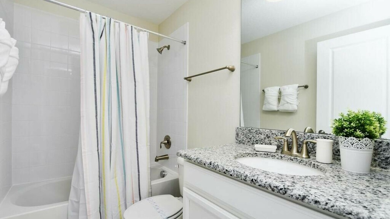 Photo of Bathroom in Sunridge Woods