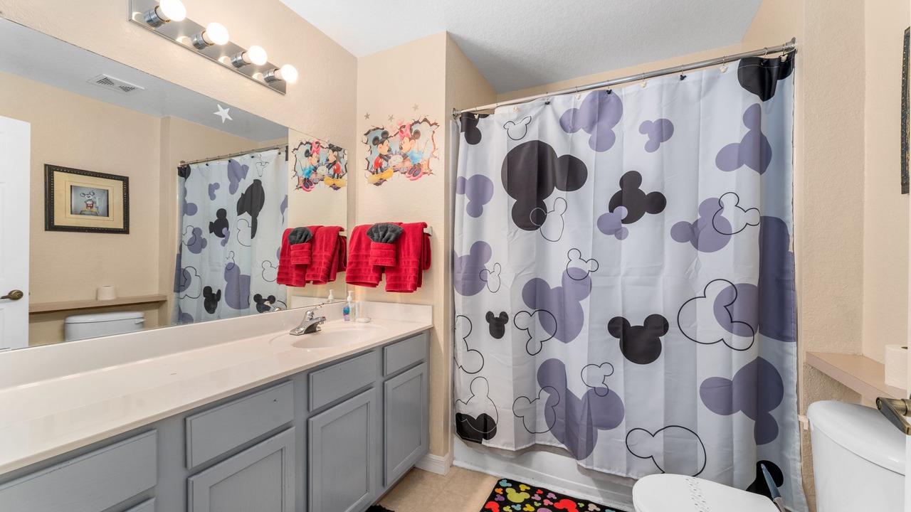 Photo of Bathroom in Venetian Bay Villages