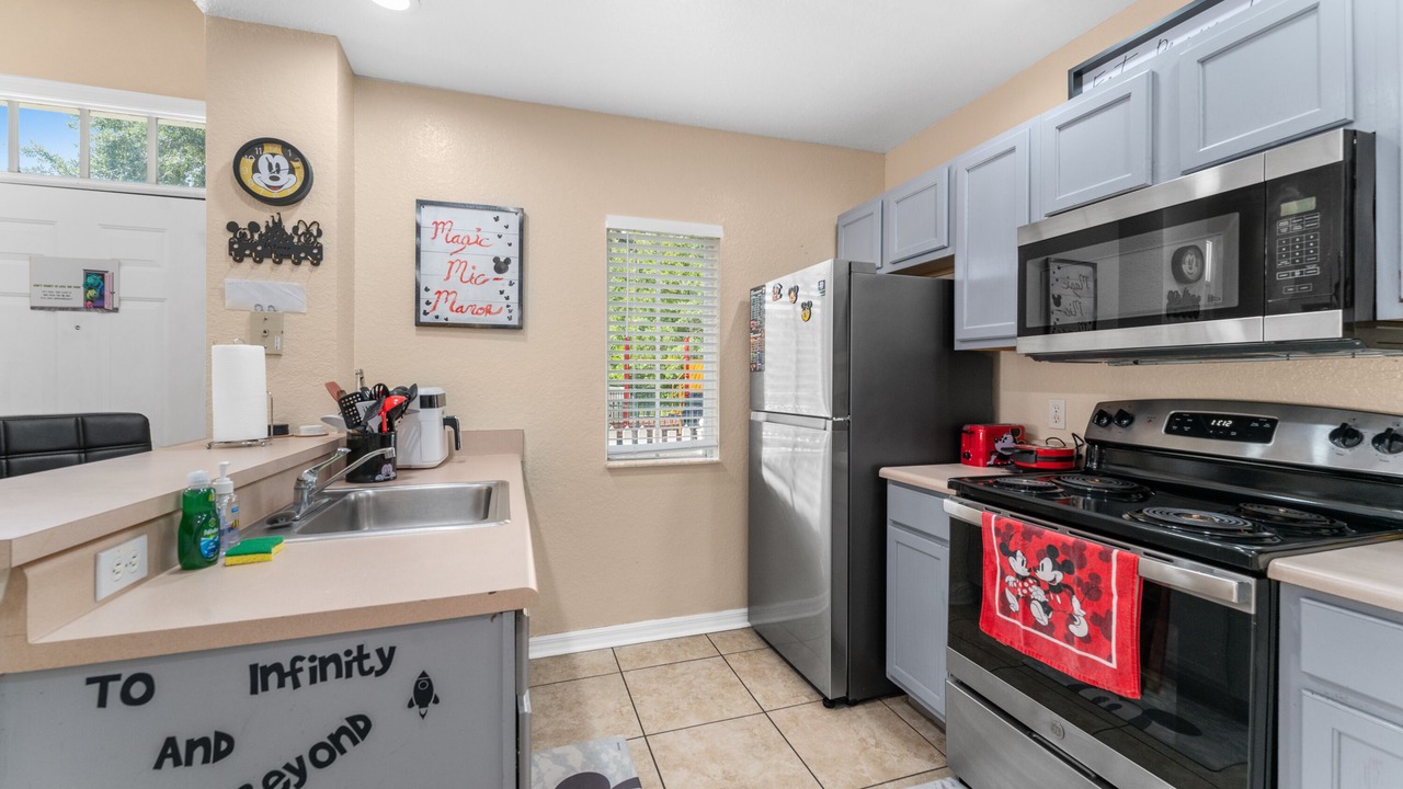 Photo of Kitchen in Venetian Bay Villages
