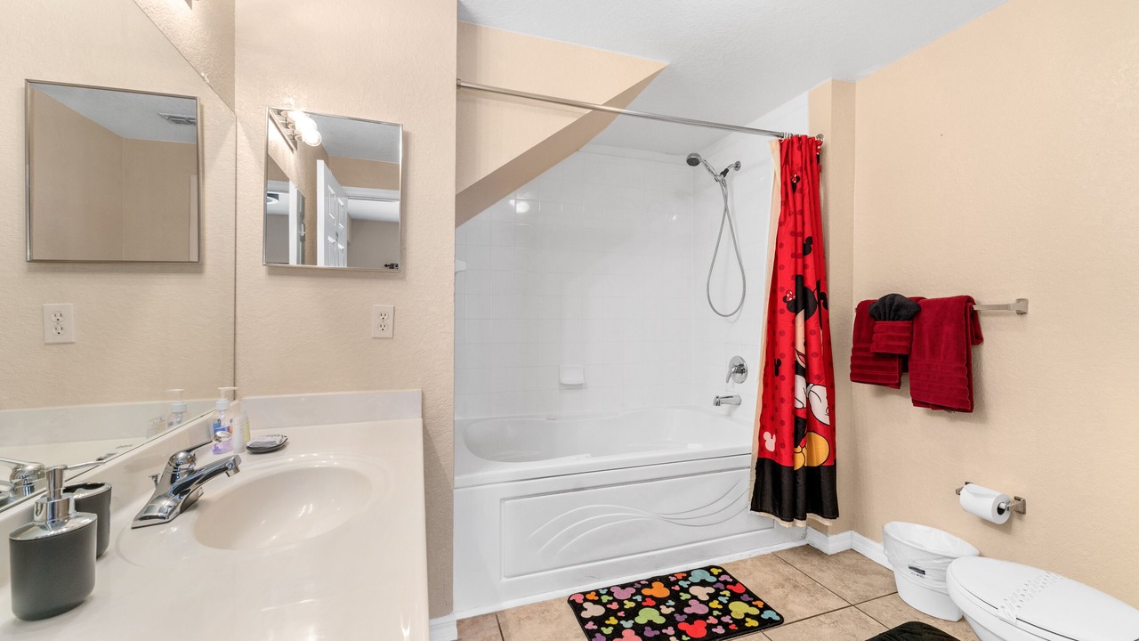 Photo of Bathroom in Venetian Bay Villages