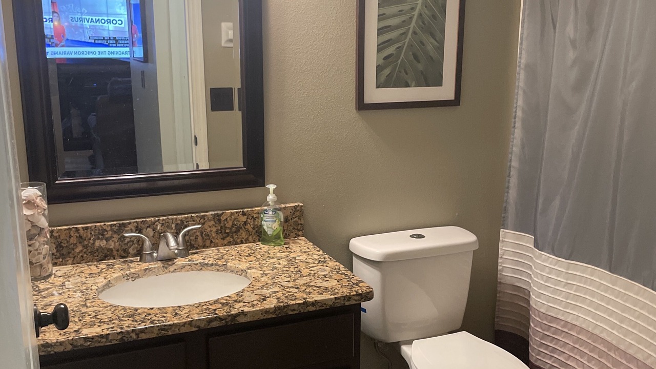 Photo of Bathroom in Vista East