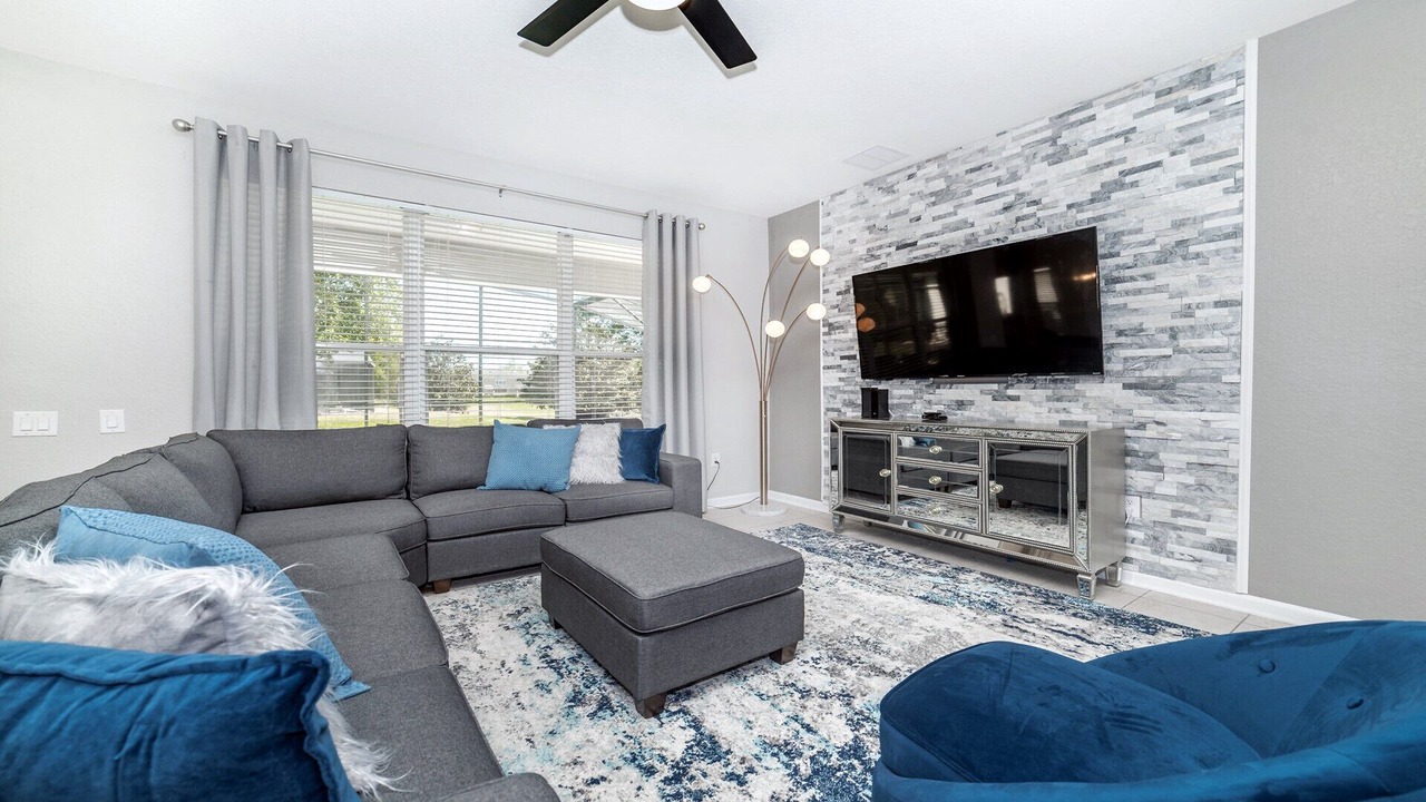 Photo of Livingroom in Windsor Hills