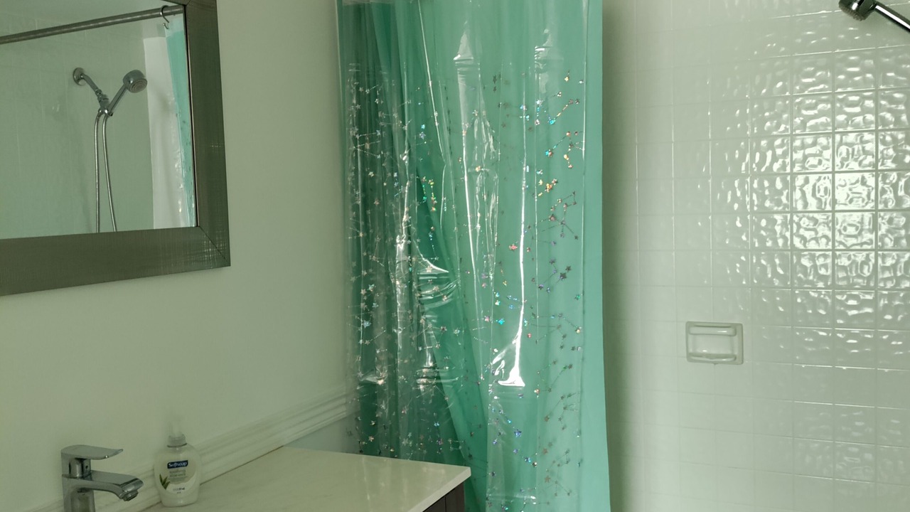 Photo of Bathroom in Ventura