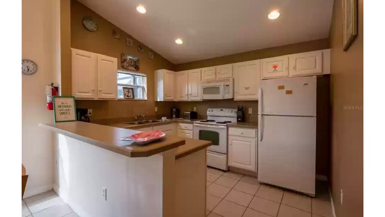 Photo of Kitchen in Lake Wilson Preserve
