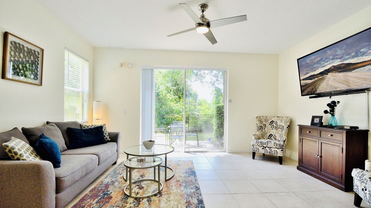 Photo of Bedroom in Crestwynd Bay