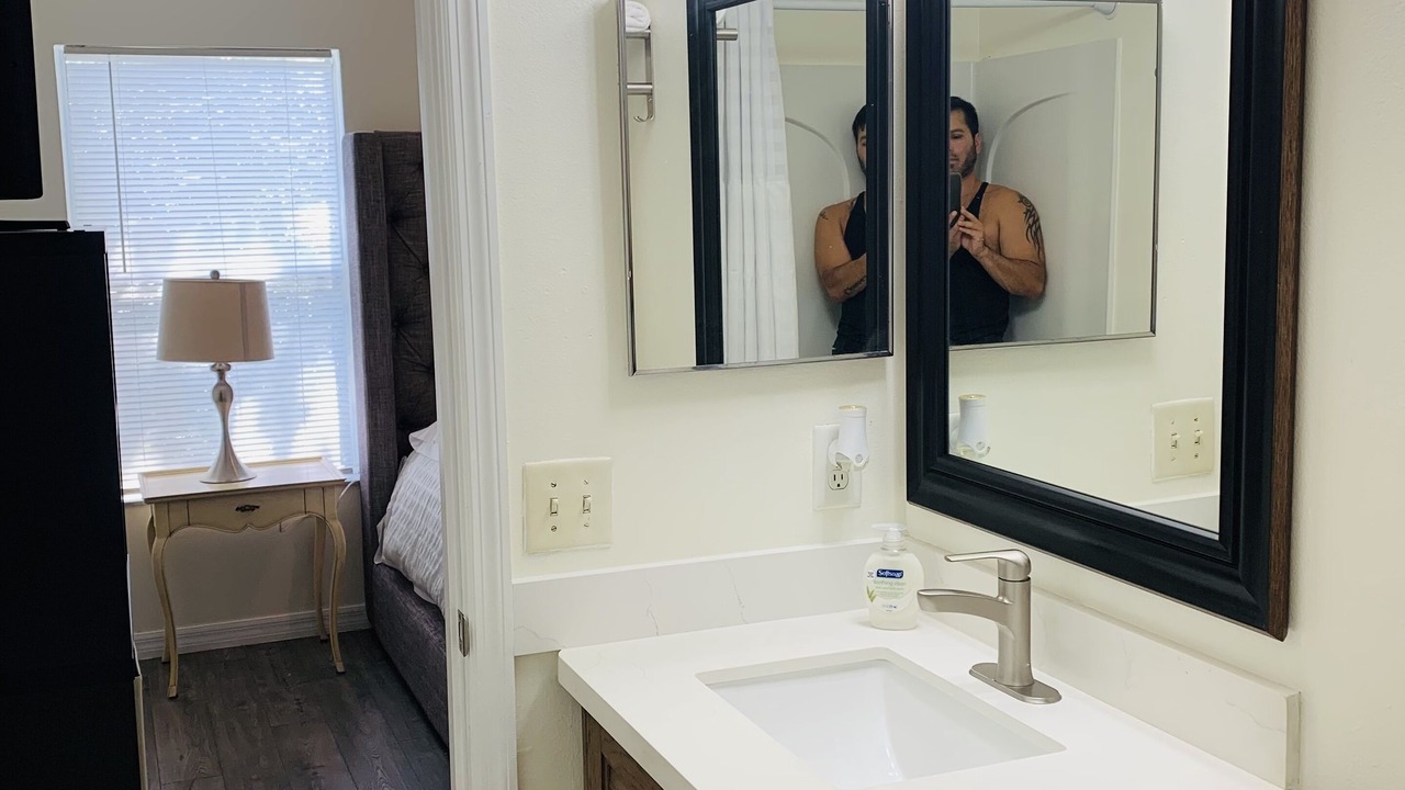 Photo of Bathroom in Crestwynd Bay