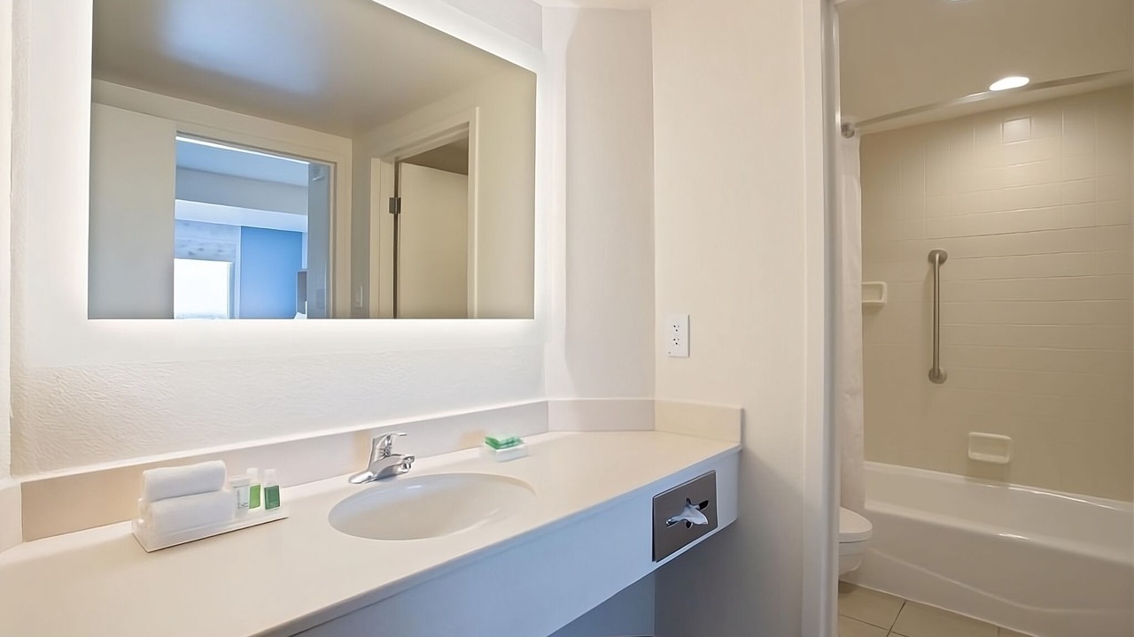 Photo of Bathroom in Florida Center