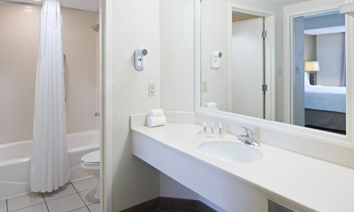 Photo of Bathroom in Florida Center